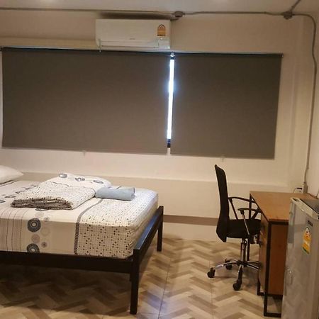 Js Mansion Hotel Bangkok Buitenkant foto